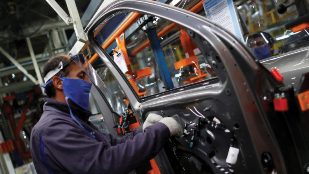 ‘Nueva normalidad’ en las plantas armadoras Voz de las Empresas