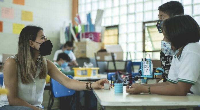 Samsung México apoya a la educación de niños y niñas de primaria junto a Mercadro y LEGO Education