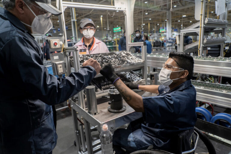 General Motors de México avanza para convertirse en la compañía más incluyente
