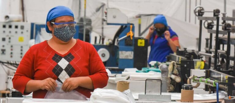 La mitad de las egresadas del Centro de Capacitación para la Mujer logran posicionarse laboralmente