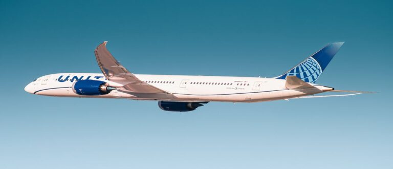United Airlines Inspira a Niñas en la Aviación en México