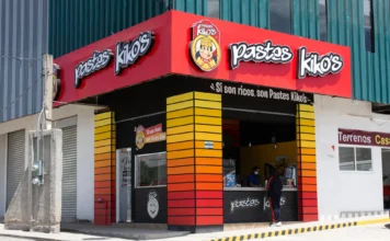 ¿Quién es el dueño de Pastes Kikos y cuál es la historia familiar de la empresa?