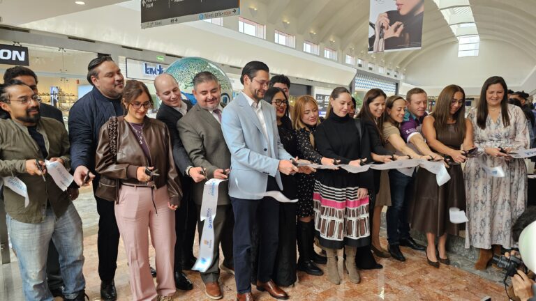 La Exposición Ruta de las Empresas llega al Centro Comercial Santa Fe