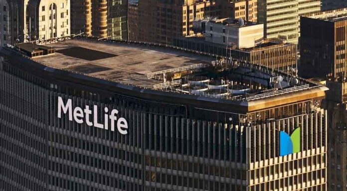 MetLife Foundation impulsa el acceso a la educación y el deporte para niñas y niños a través del Fondo Global Citizen de la FIFA